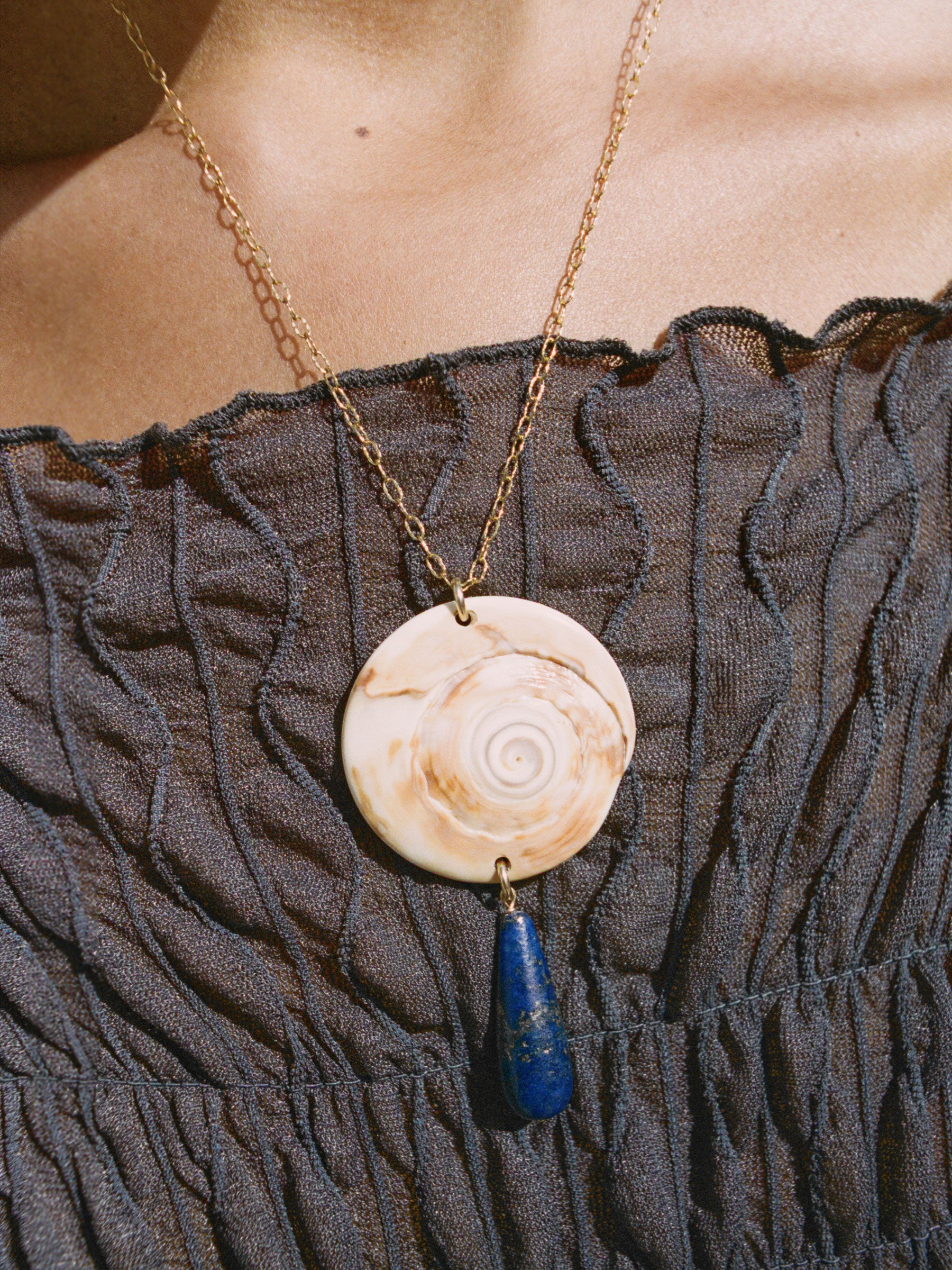 AGNES NECKLACE